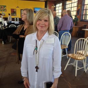 Meet your Posher, Lynne